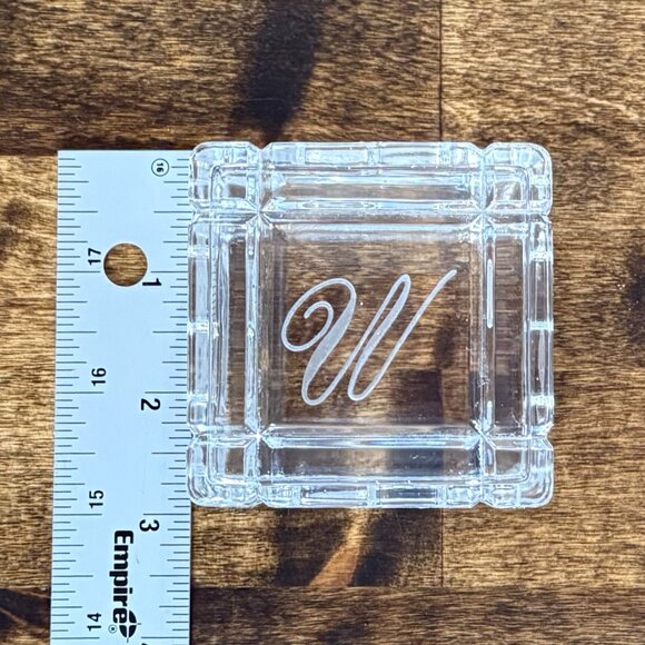 VTG 24% Lead Crystal Trinket Box w/ Lid Clear "W" Monogram Jewelry - Picture 8 of 9